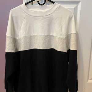 NEW w/Tags American Eagle SOFT sweatshirt
